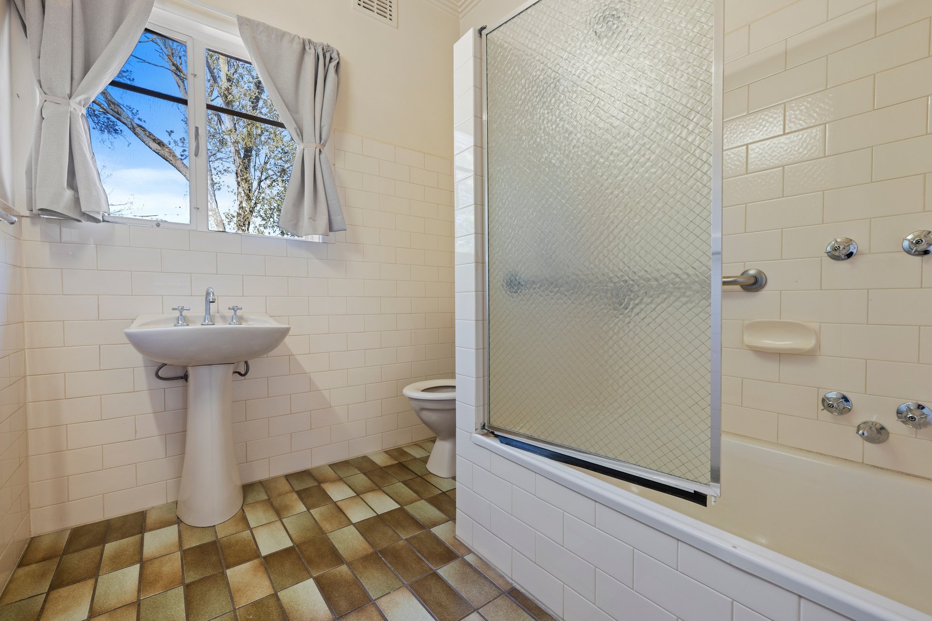 5 Milton Crescent, Box&nbsp;Hill&nbsp;South image 8