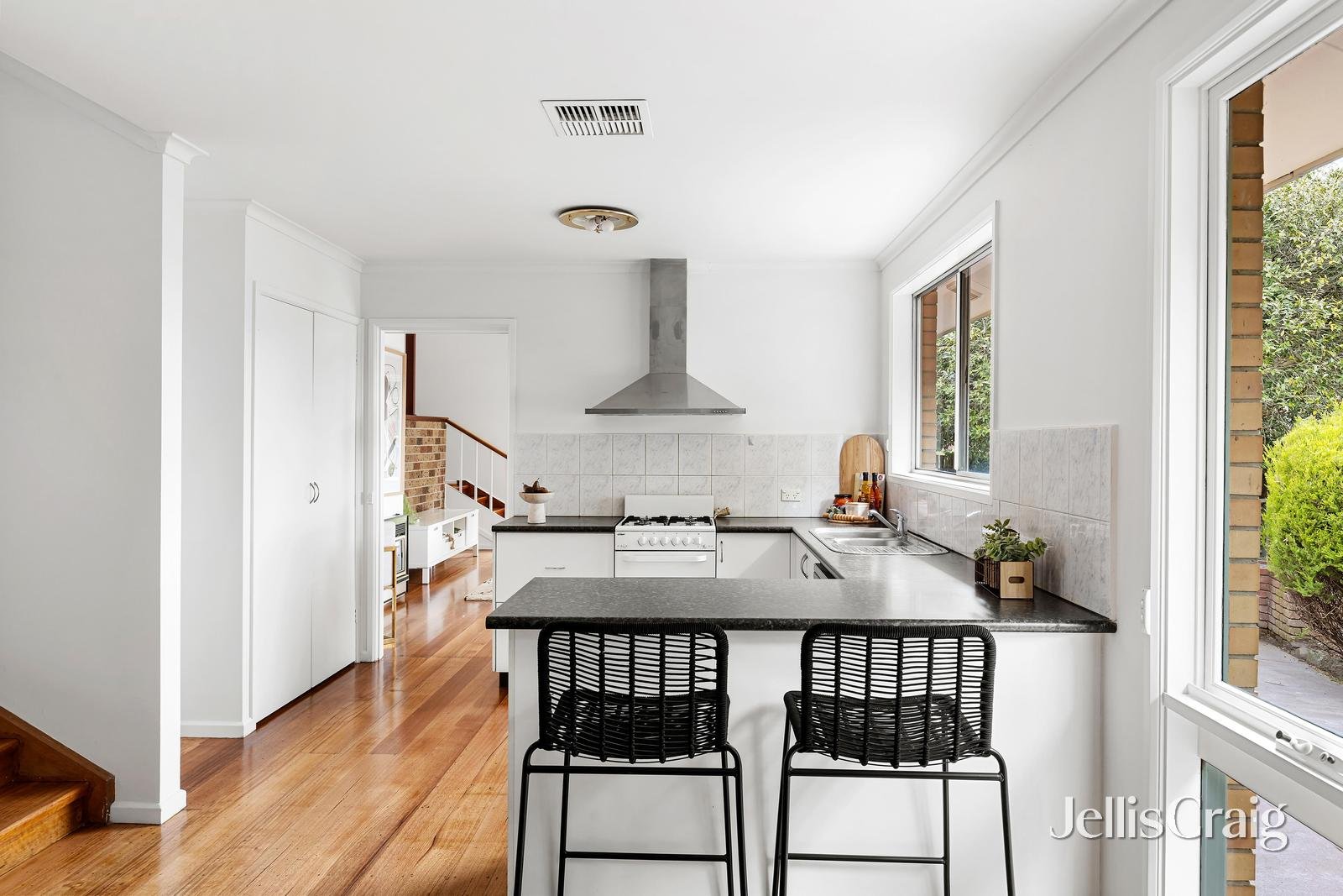 5 Monak Place, Yallambie image 6