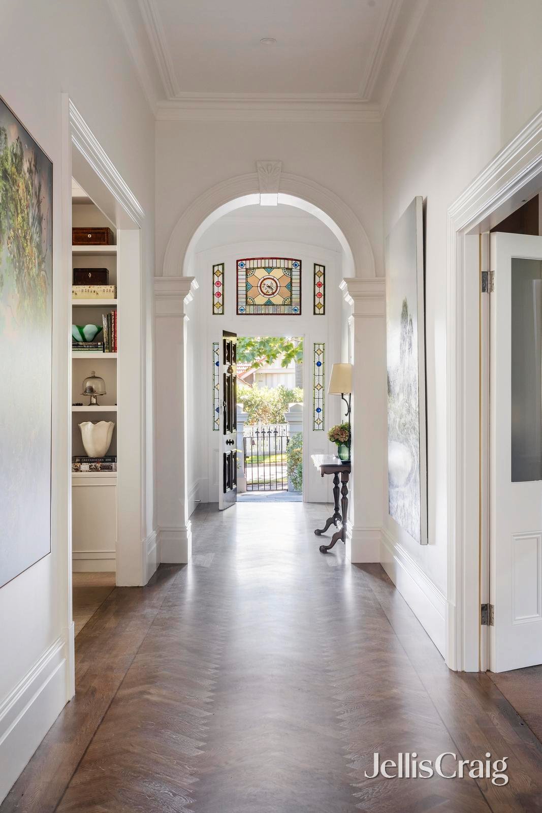 5 Moore Street, Hawthorn image 2