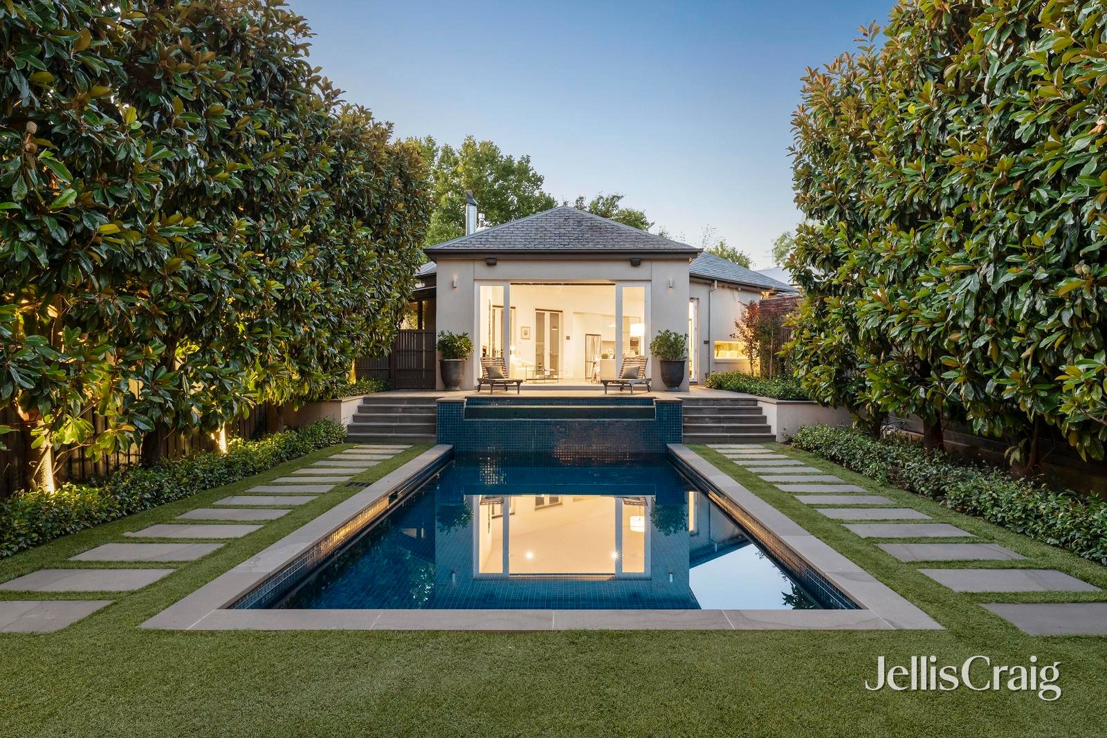 5 Moore Street, Hawthorn image 3