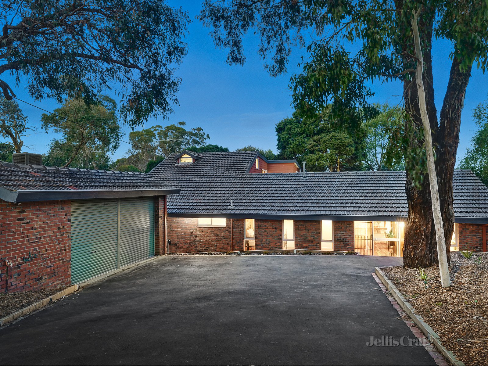 5 Munro Street, Mitcham image 1