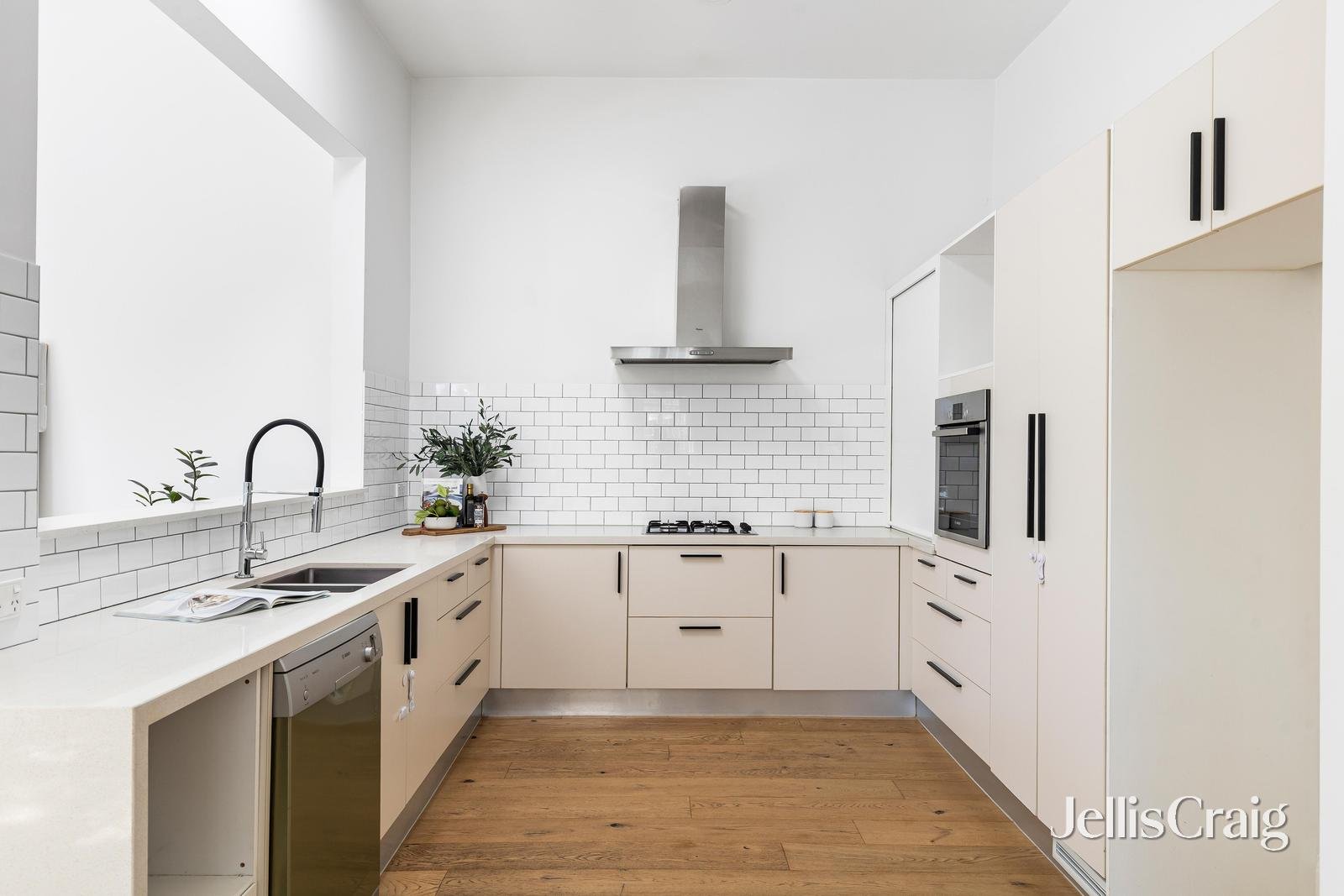 5 Murray Street, Prahran image 3