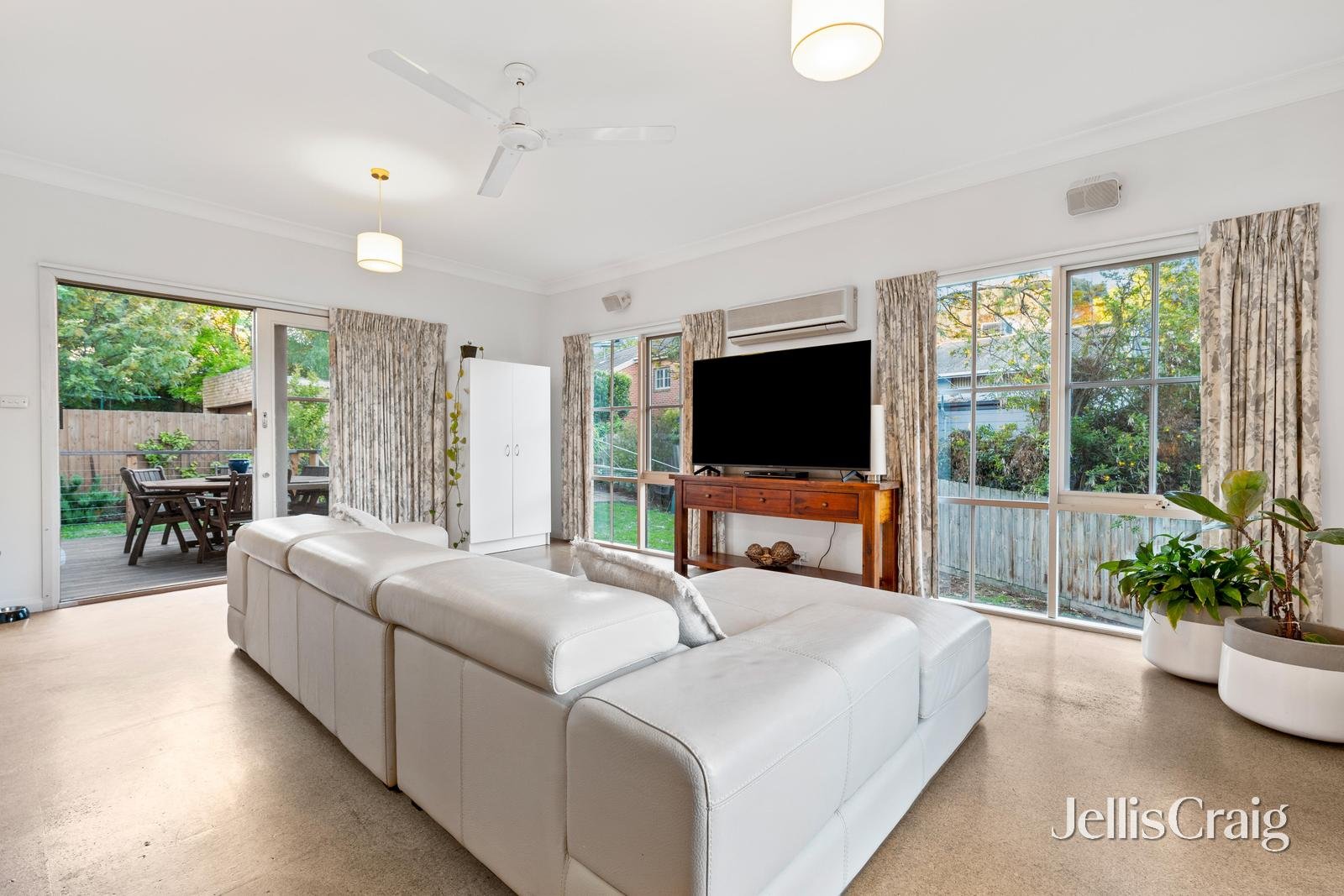 5 Nagara Court, Mount Waverley image 4