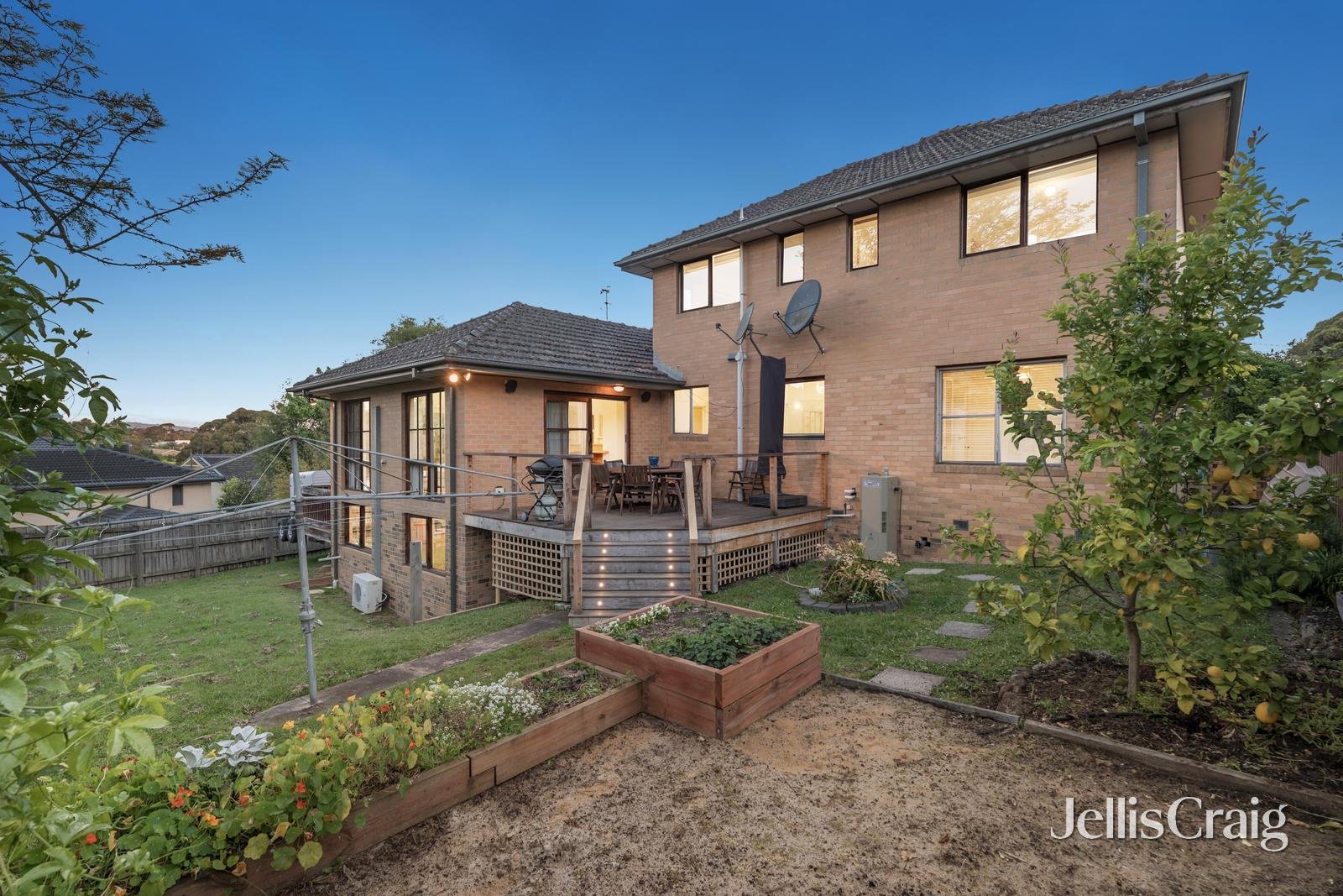 5 Nagara Court, Mount Waverley image 13