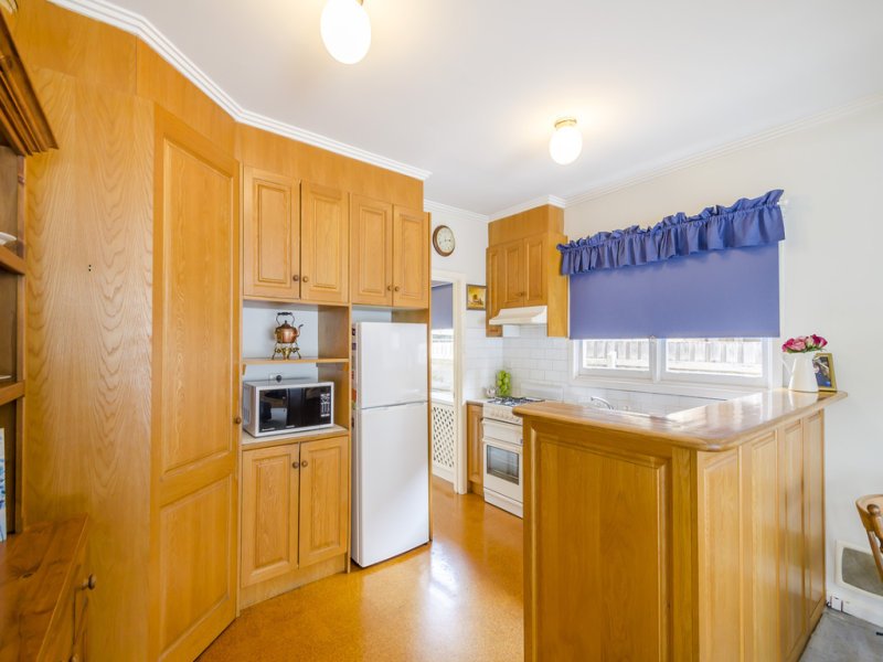 5 Nancy Court, Williamstown image 6