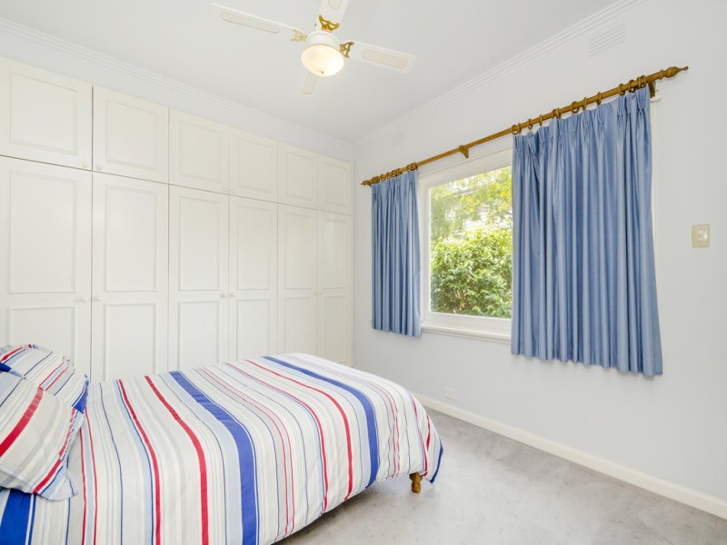 5 Nancy Court, Williamstown image 9