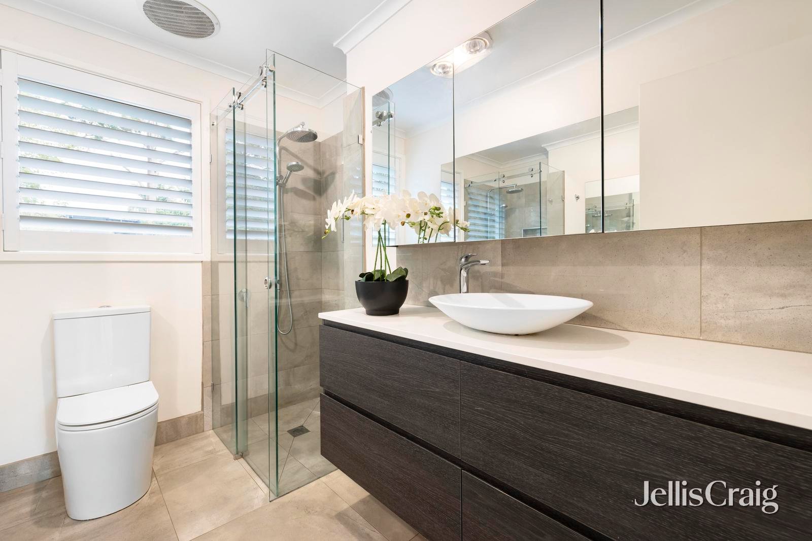 5 Naughton Grove, Blackburn image 17