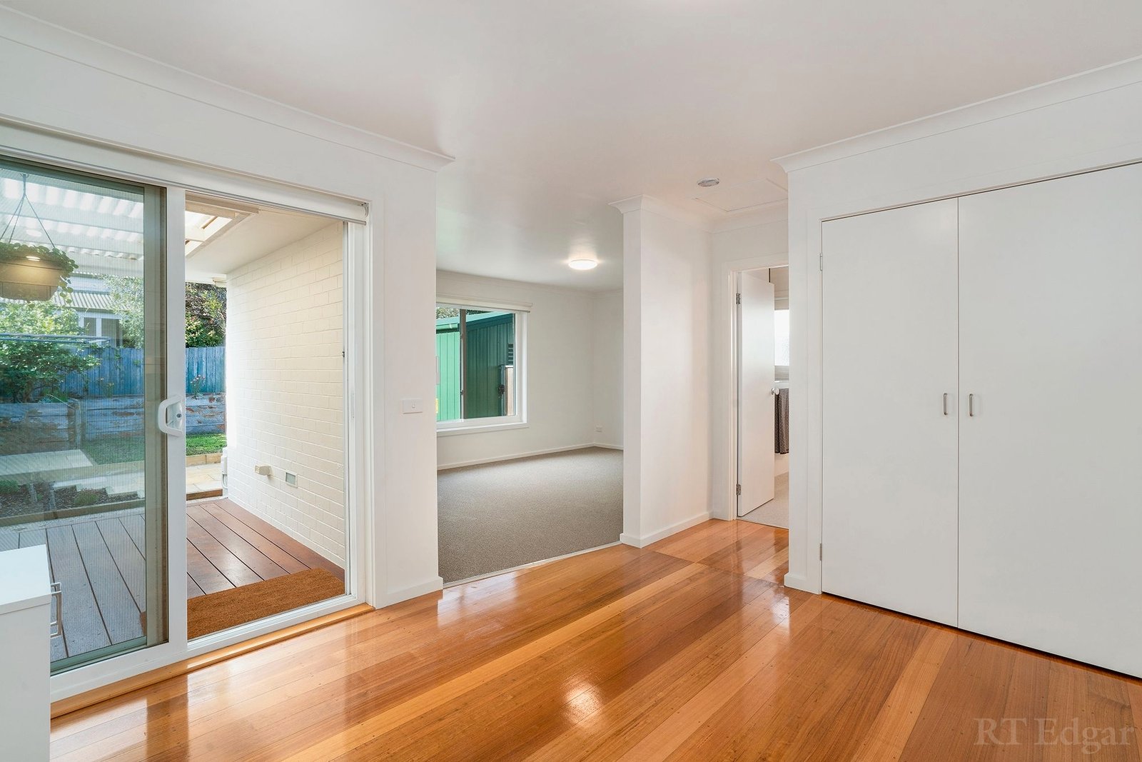 Property Gallery Thumbnail 5