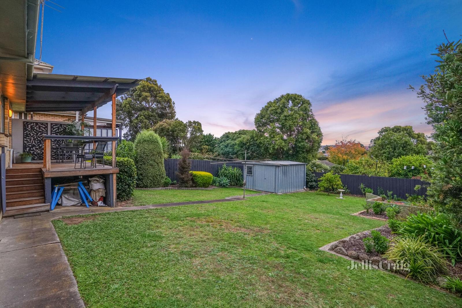 5 Oak Hill Road, Mount Waverley image 9