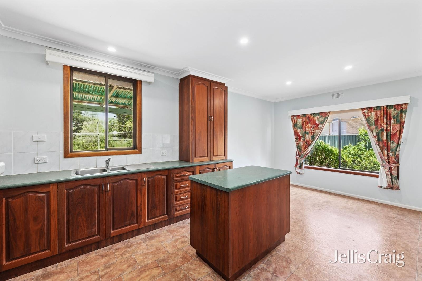 5 Oak Street, Wendouree image 4