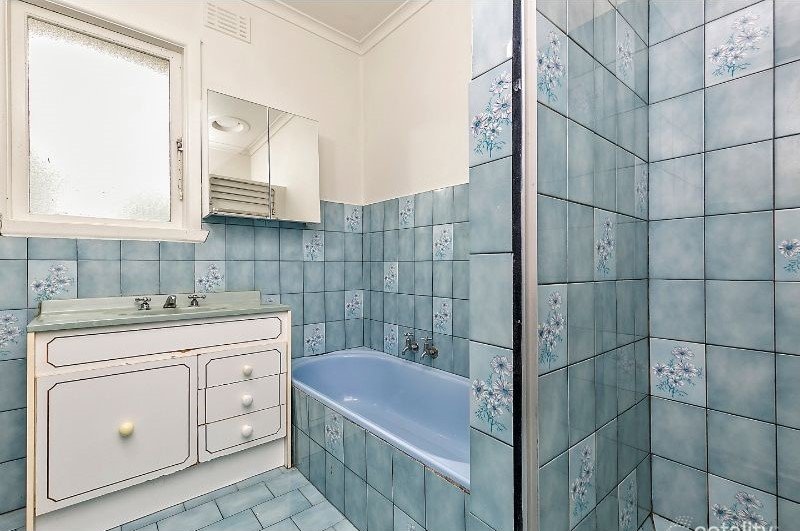 5 Oakham Avenue, Burwood&nbsp;East image 4