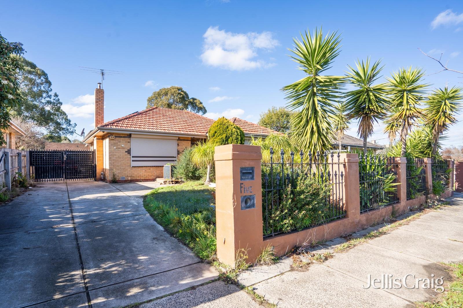 5 Oliver Court, Fawkner image 7