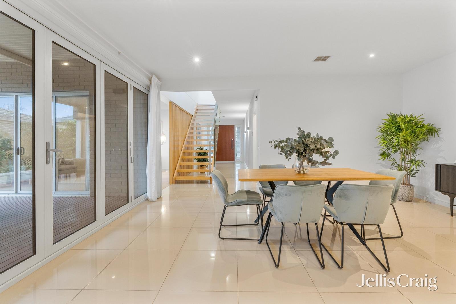 5 O'Shannasy Street, Mulgrave image 4