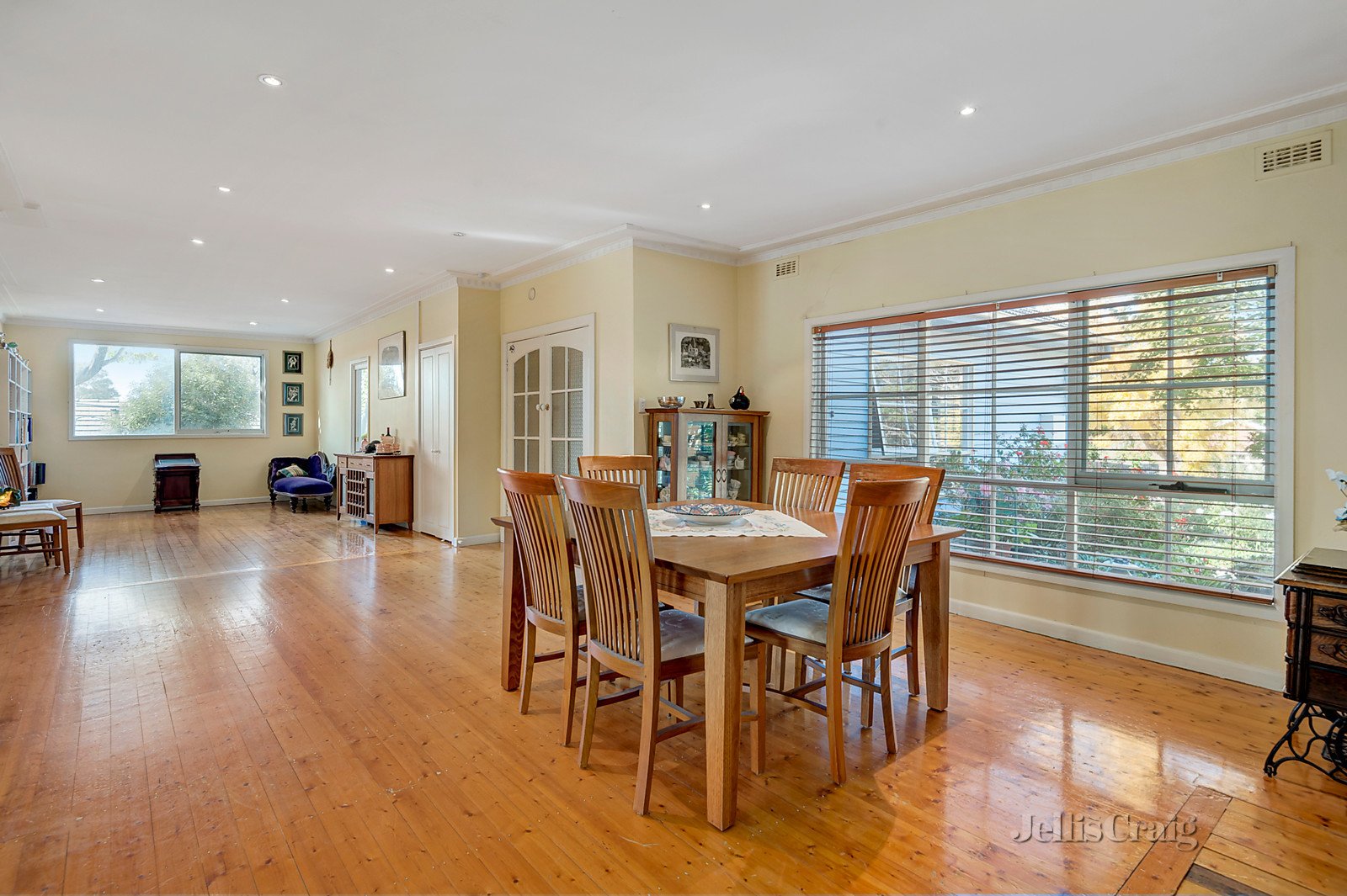 5 Pam Avenue, Balwyn North image 3