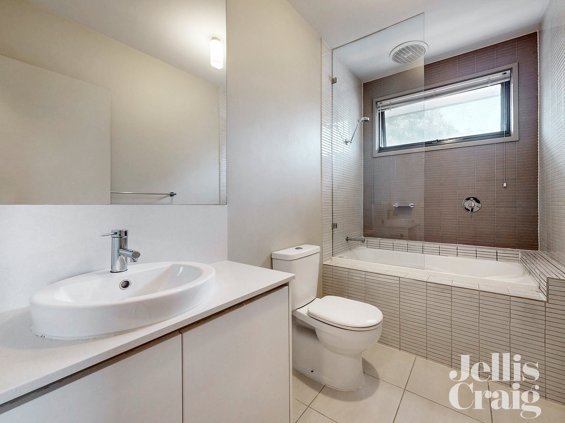 5 Park Avenue, West Footscray image 8