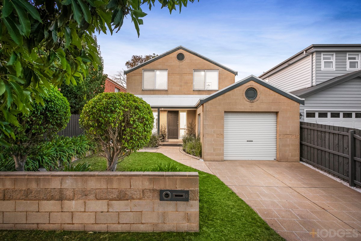 5 Parkview Crescent, Hampton East, VIC, 3188