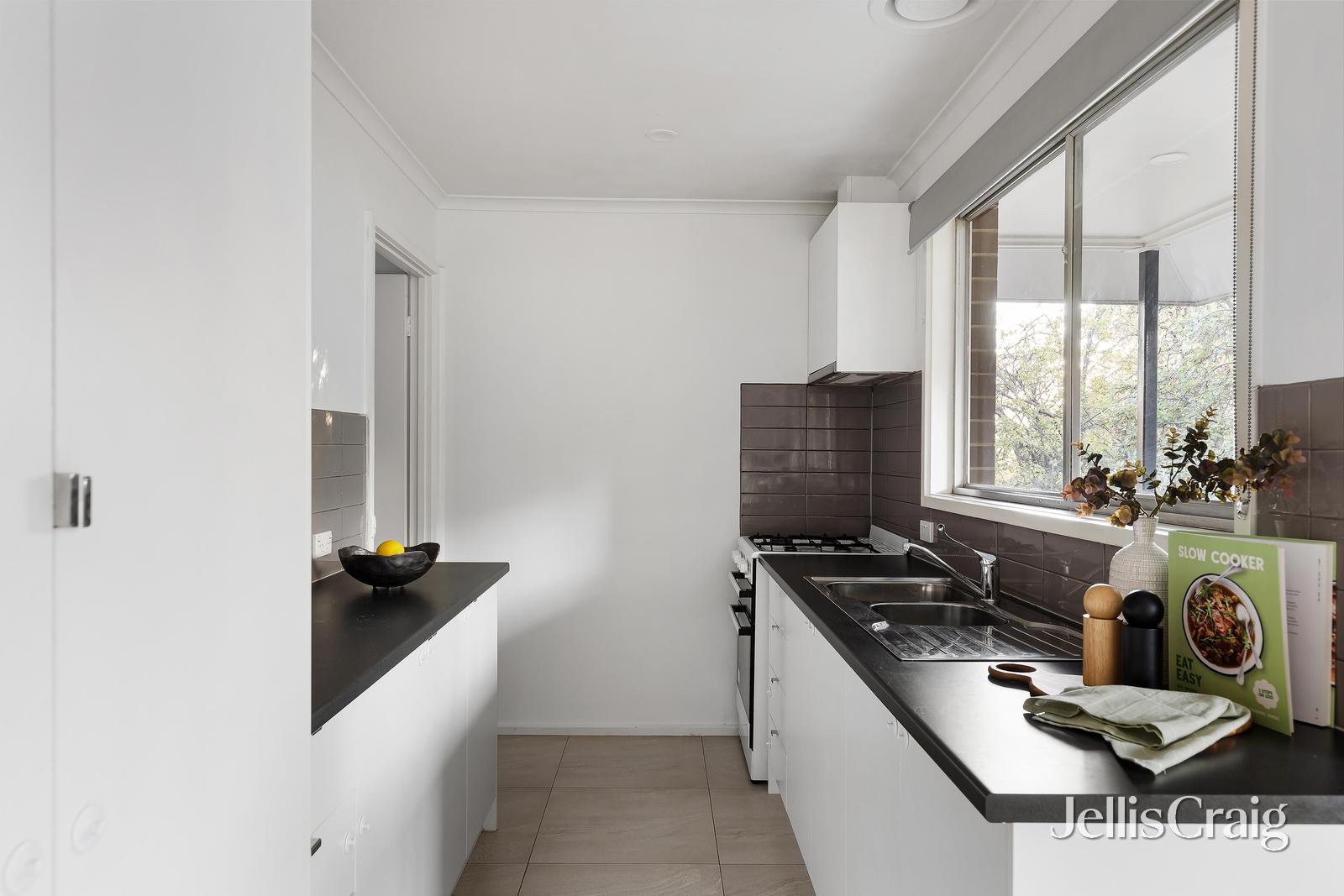 5 Patricia Court, Yallambie image 7