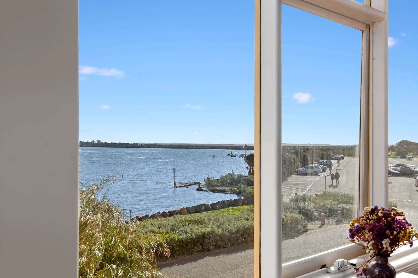 Property Gallery Thumbnail 6