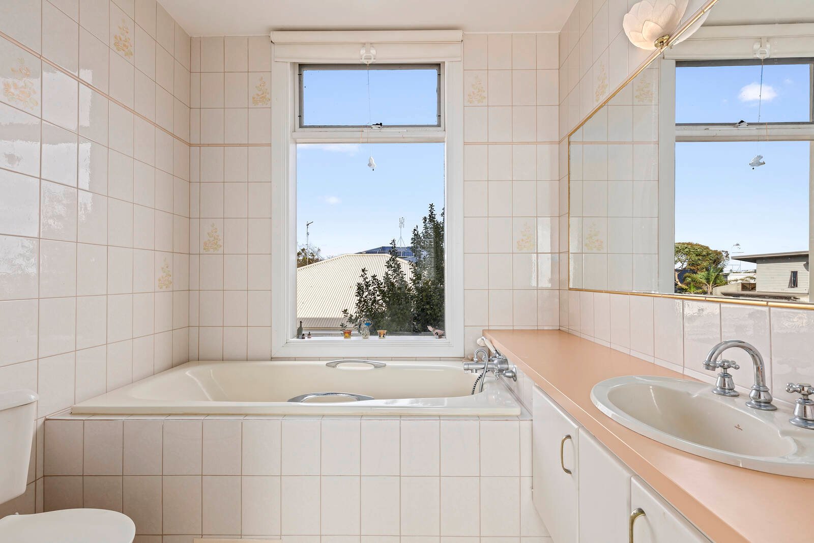 Property Gallery Thumbnail 15