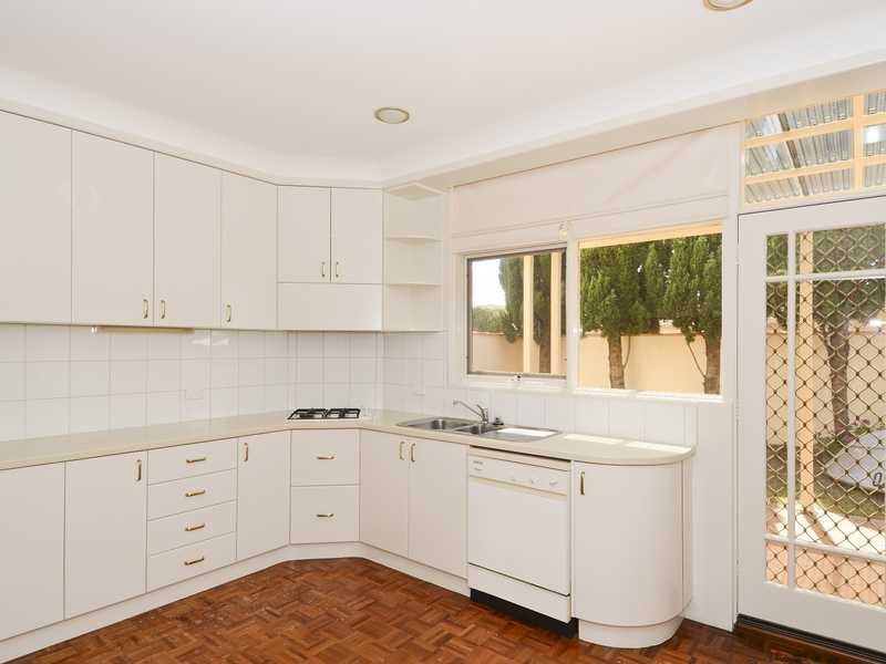 5 Peers Crescent, Ocean Grove image 3