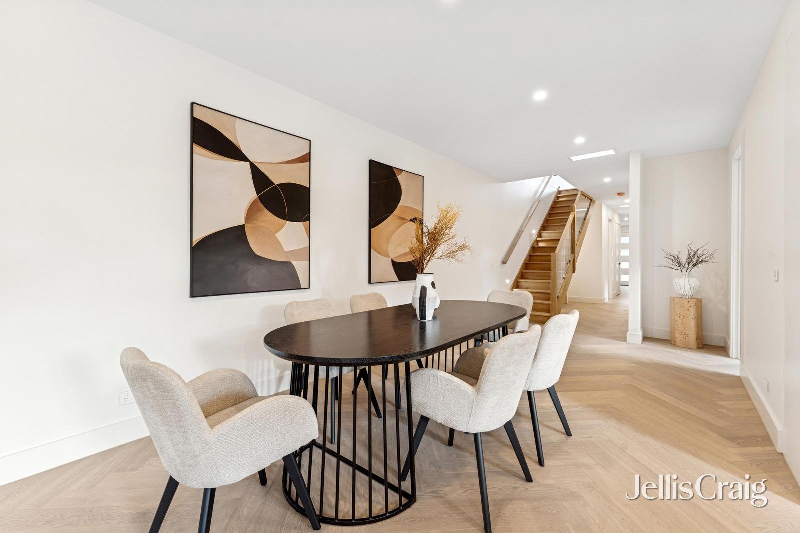 5 Philip Avenue, Doncaster image 5