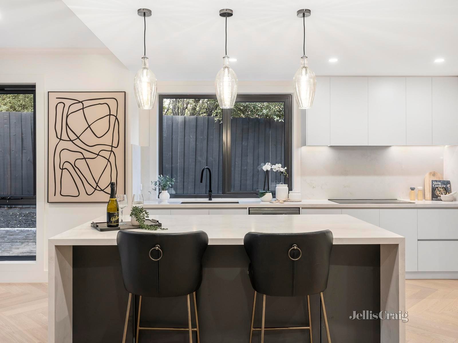 5 Philip Avenue, Doncaster image 6