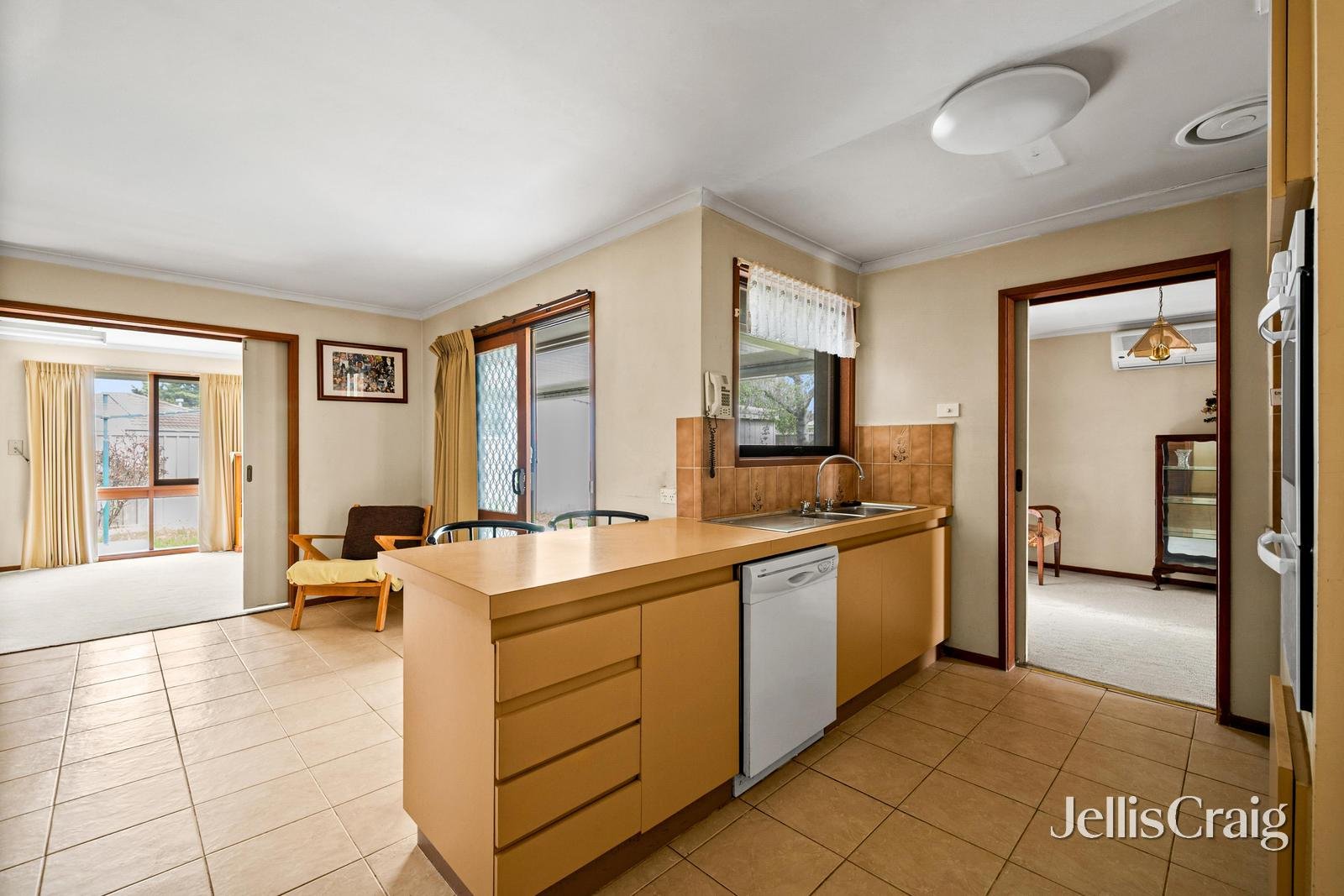 5 Pigeon Street, Werribee image 3