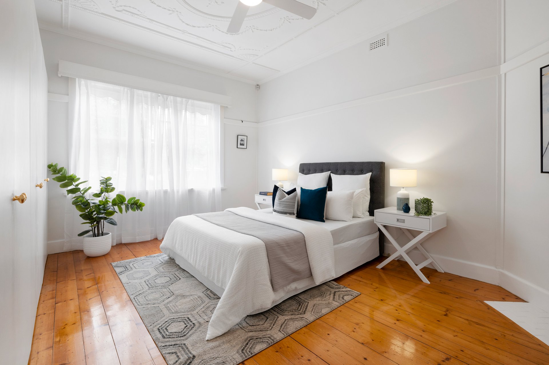 Property Gallery Thumbnail 7