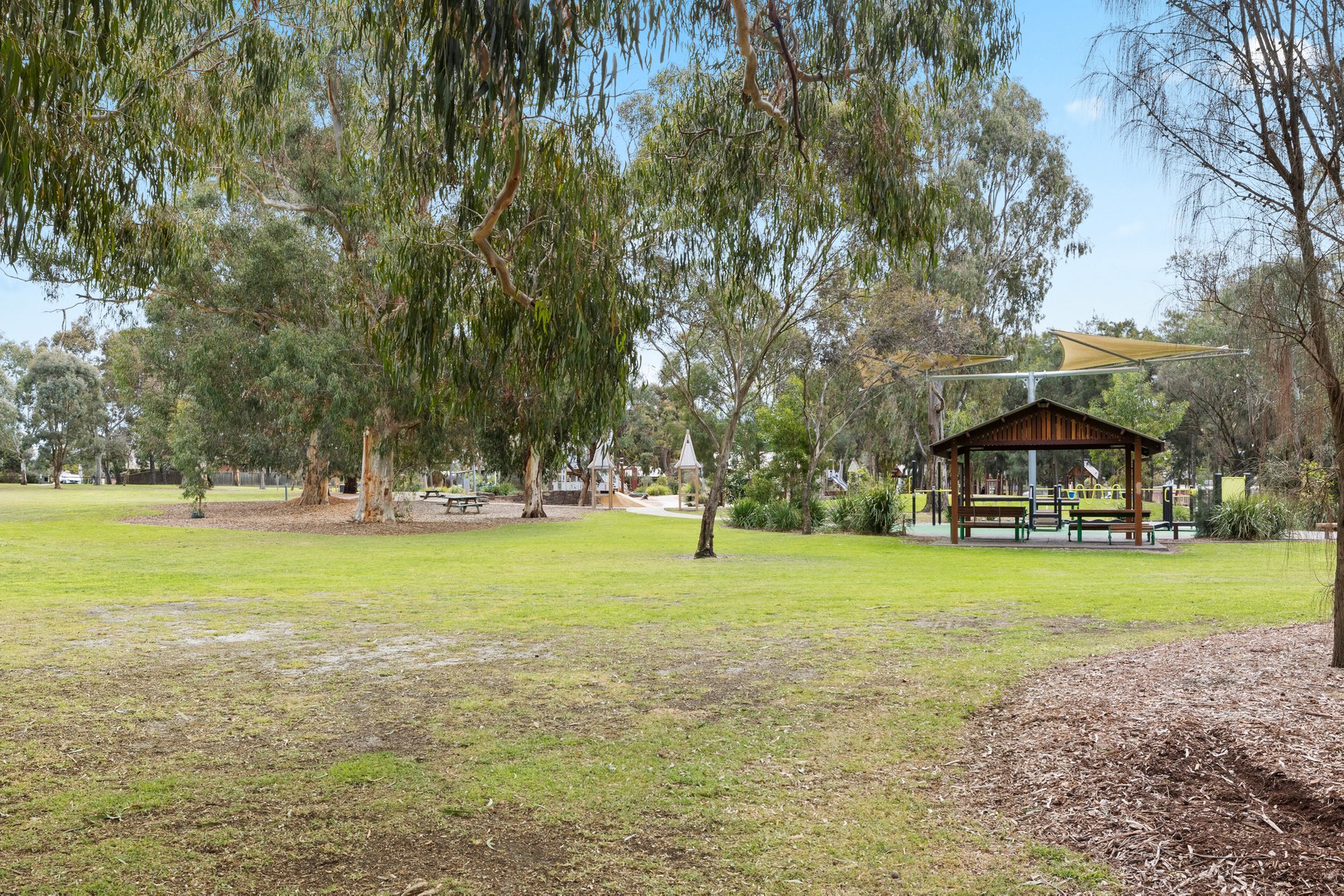 Property Gallery Thumbnail 13