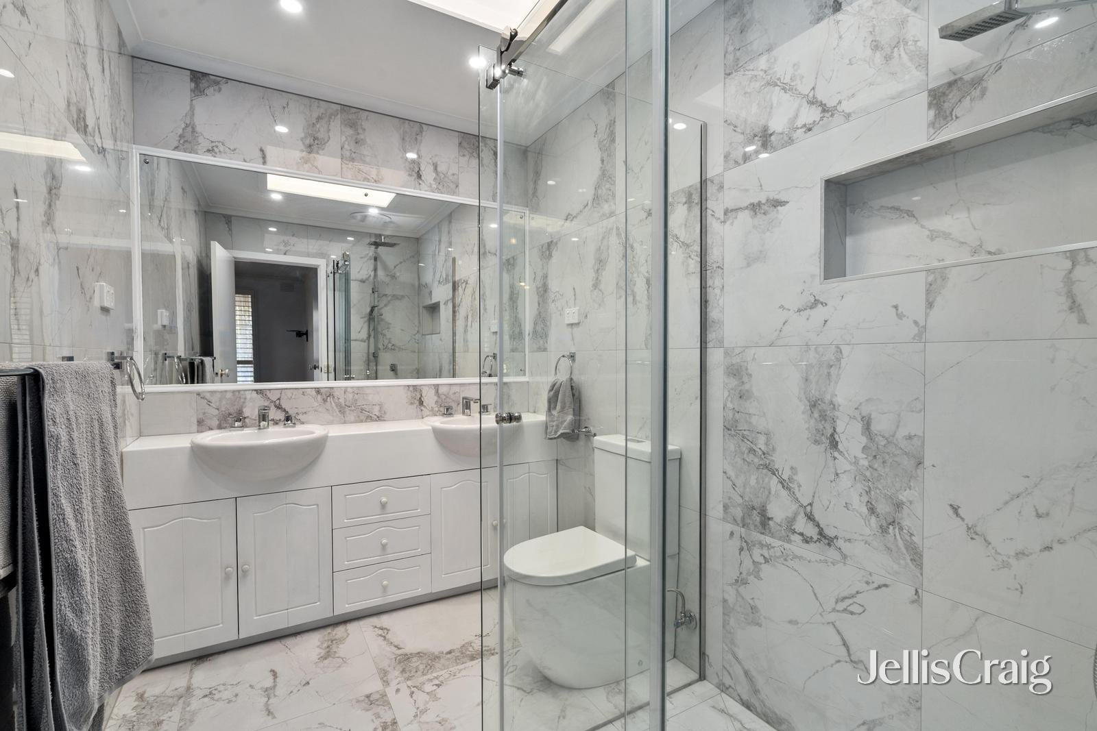 5 Powers Street, Donvale image 11