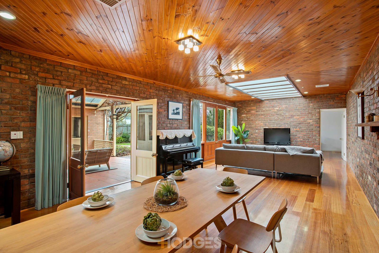 5 Queens Road Newtown