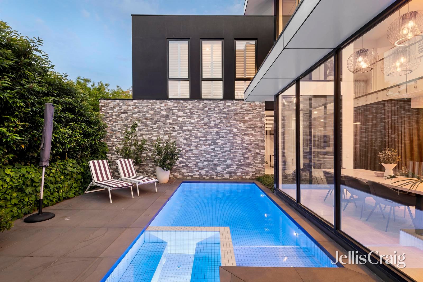 5 Rangeview Road, Lower&nbsp;Plenty image 2