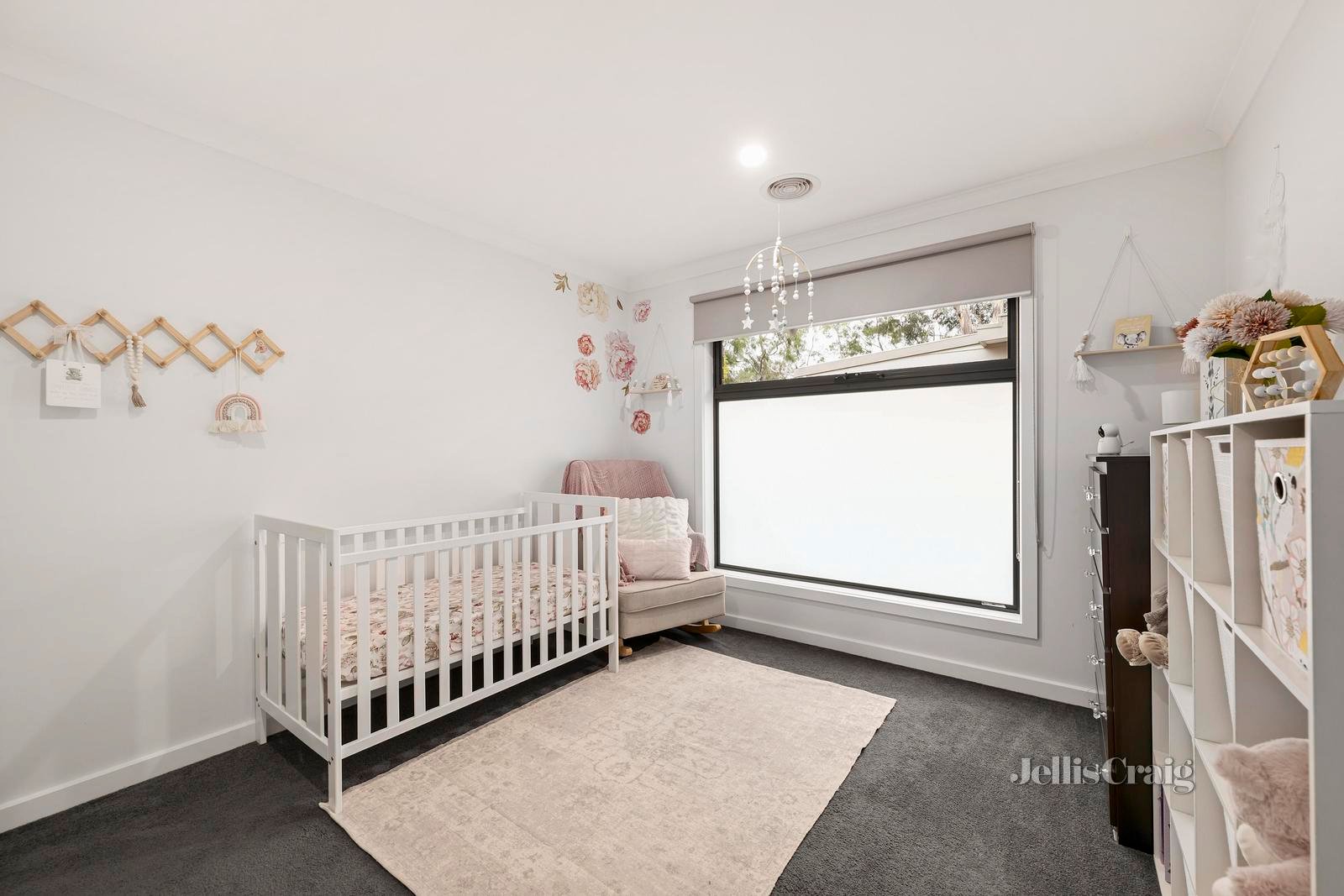 5 Rene Court, Montrose image 15