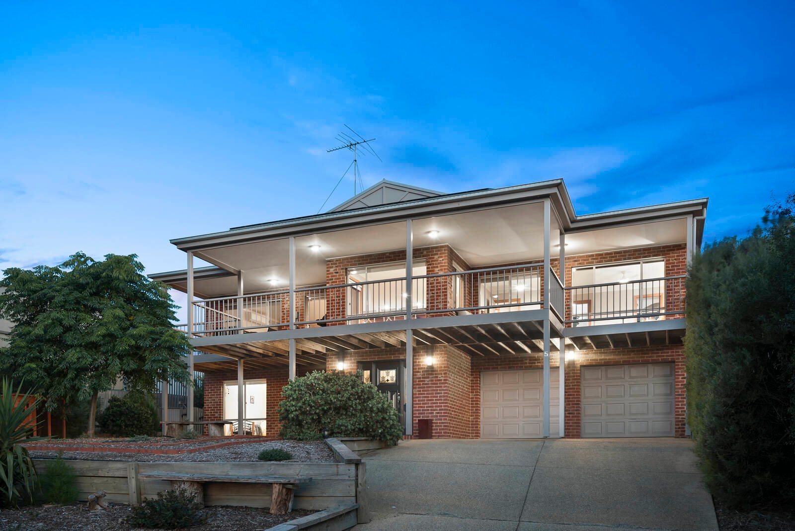 Property Gallery - Main Image