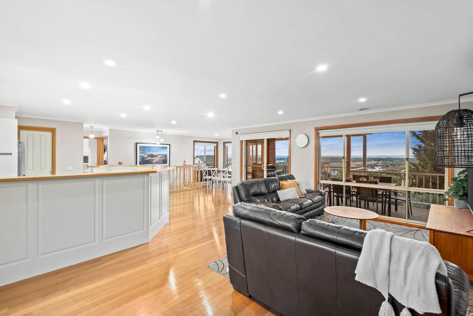 Property Gallery Thumbnail 2