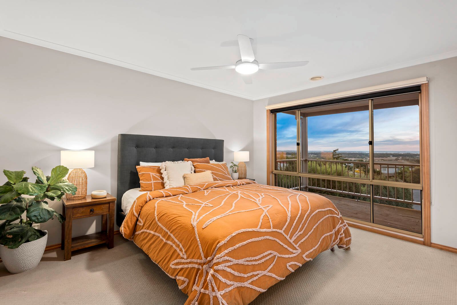Property Gallery Thumbnail 11