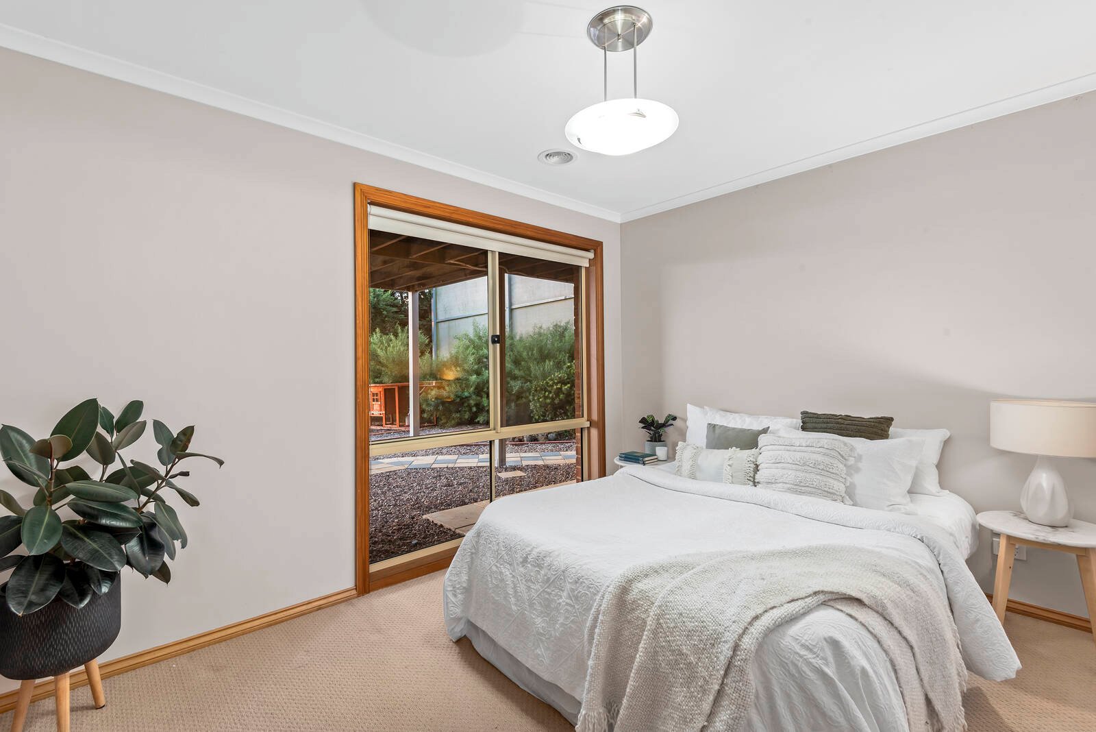Property Gallery Thumbnail 13
