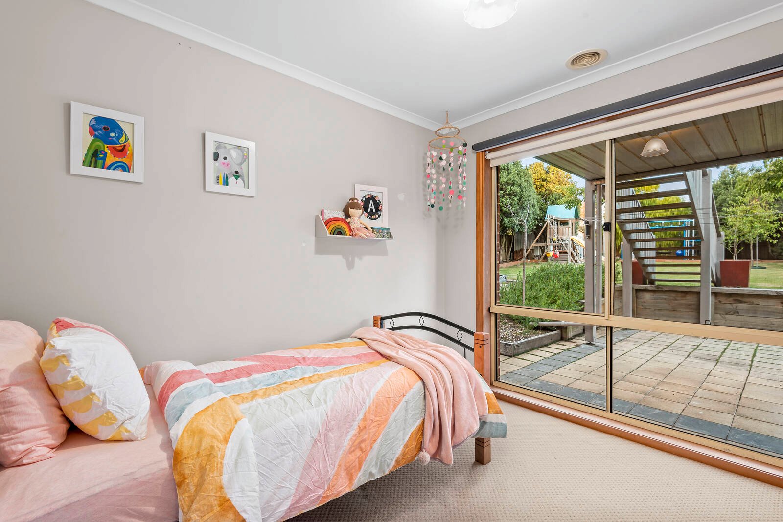 Property Gallery Thumbnail 16