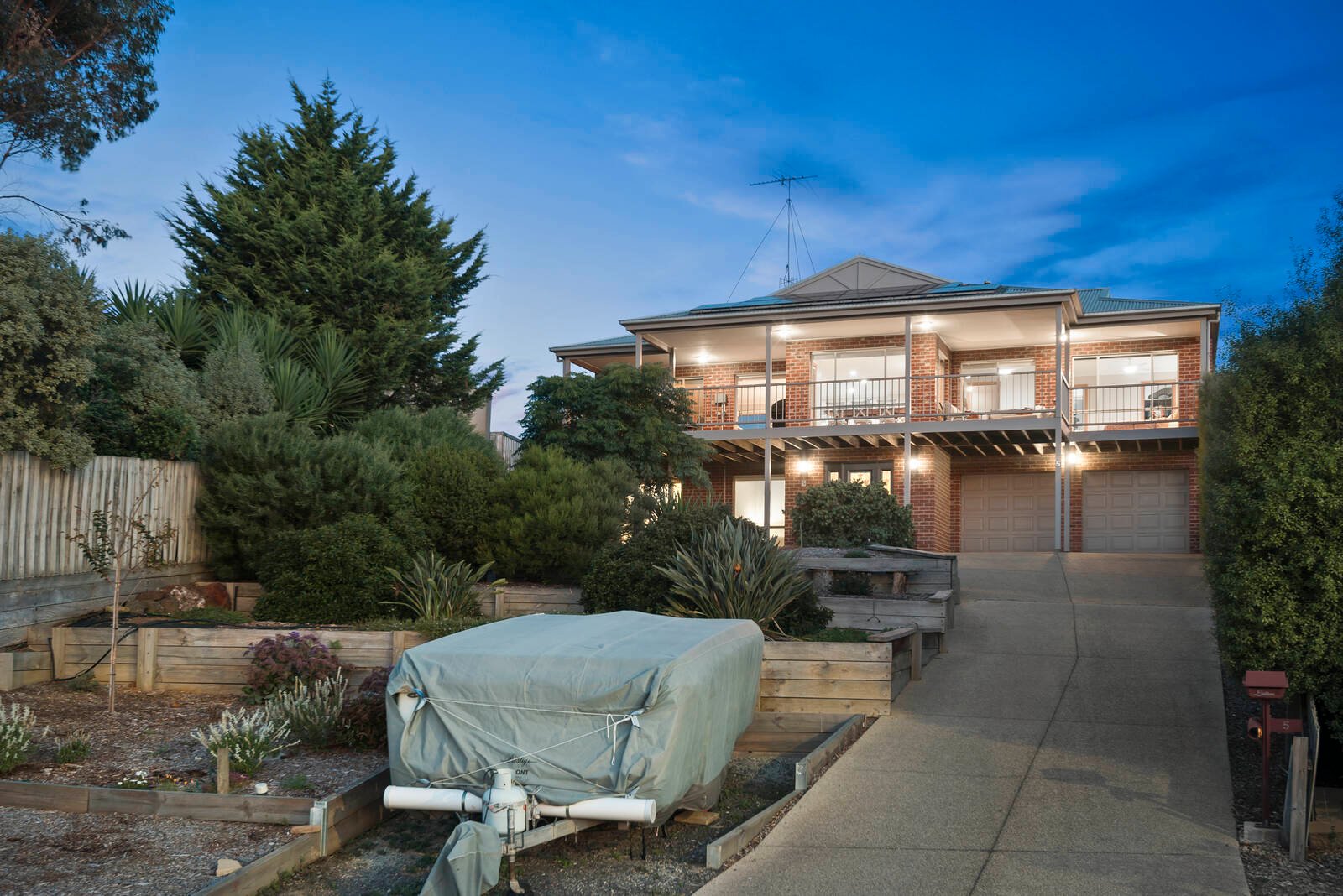 Property Gallery Thumbnail 24