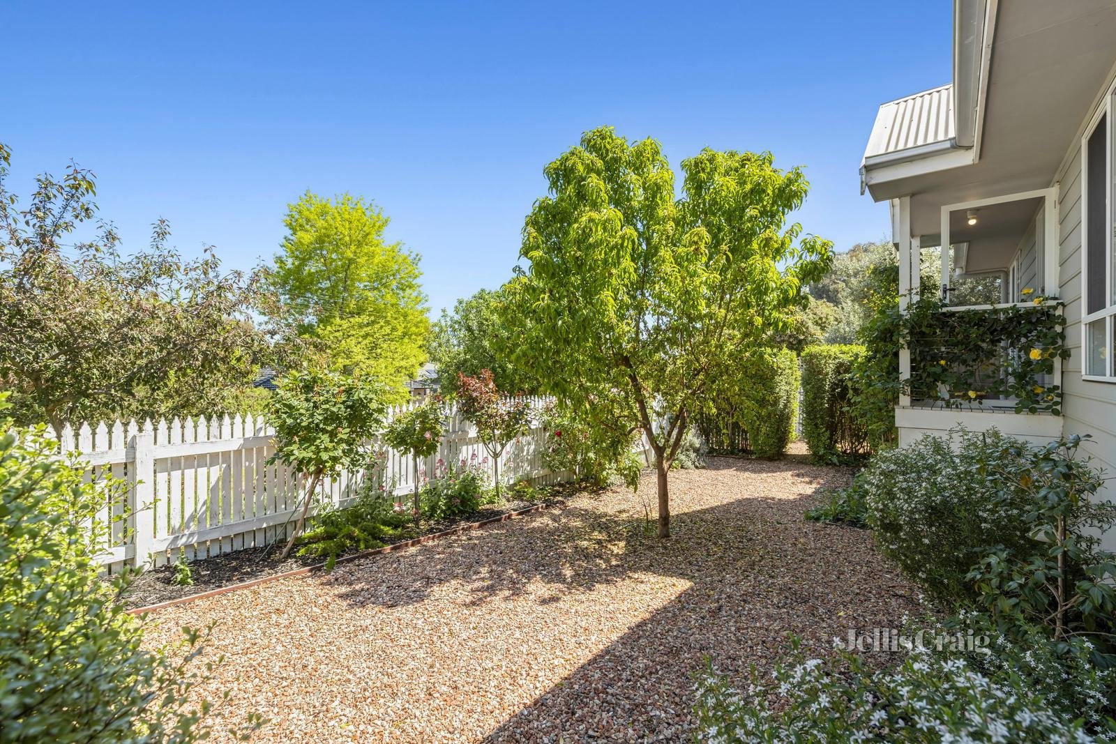 5 Roderick Street, Castlemaine image 2