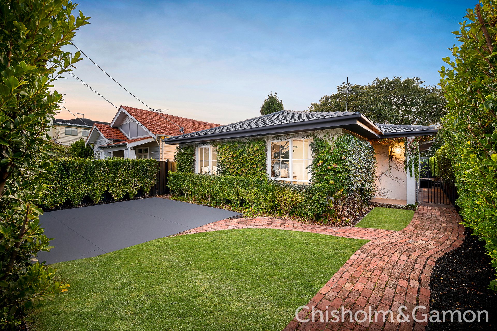5 Roseberry Avenue, Brighton East image 1