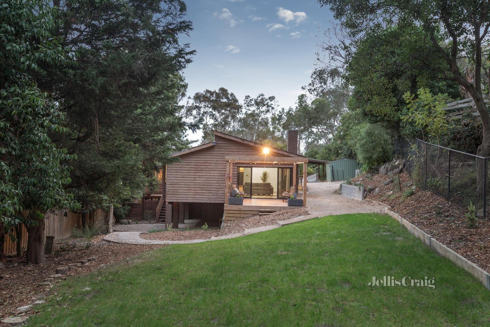 5 Roslyn Court, Eltham North image 16