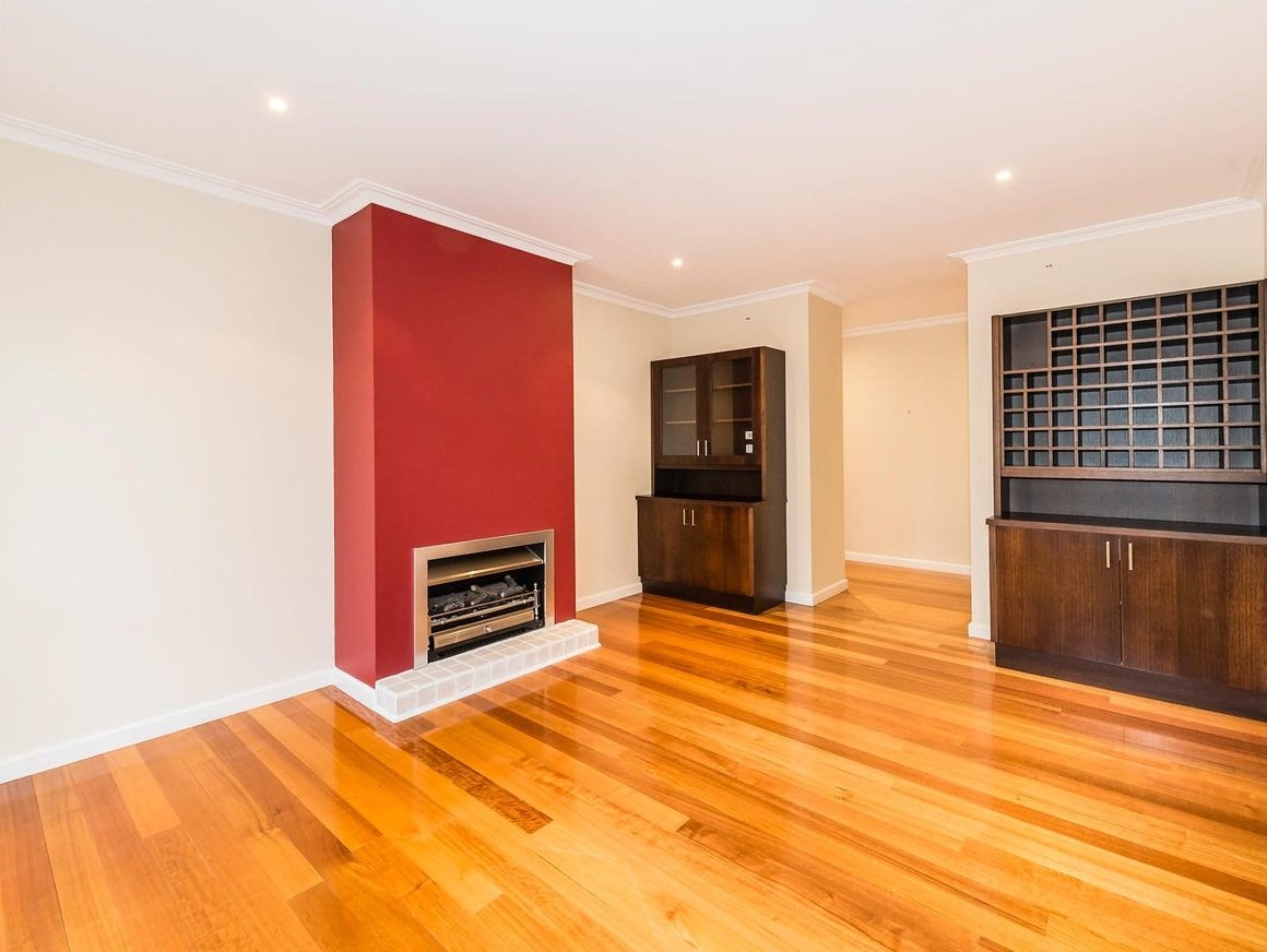 5 Seaview Avenue, Bentleigh image 2