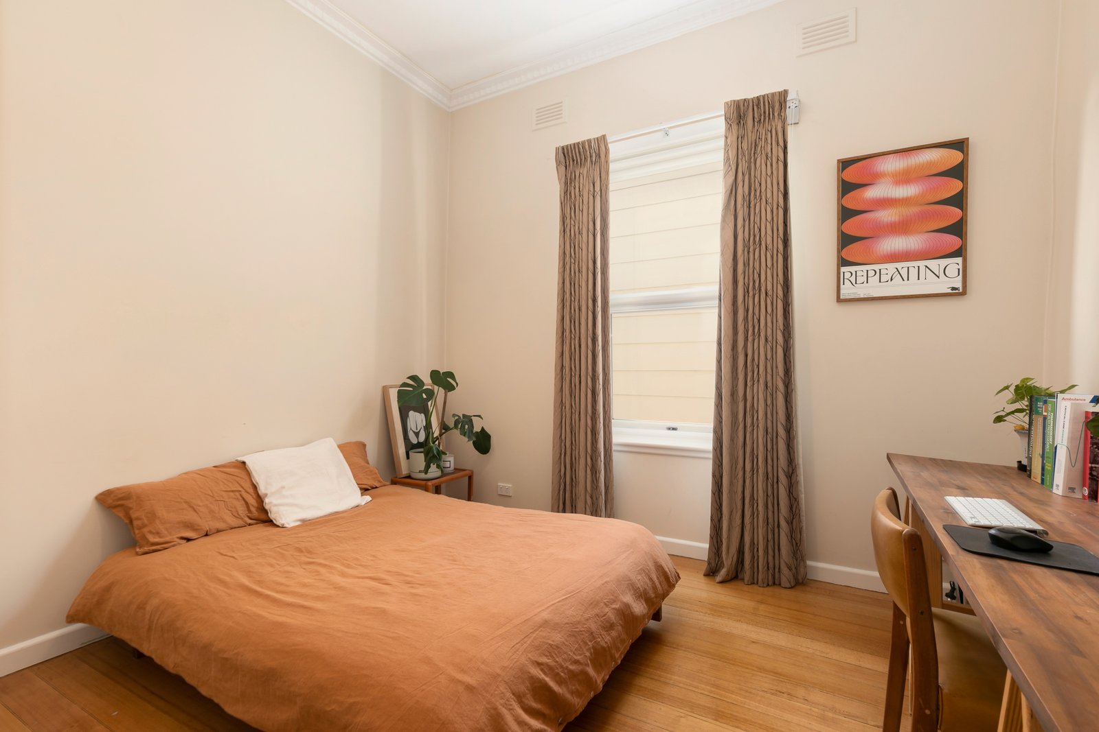 Property Gallery Thumbnail 9
