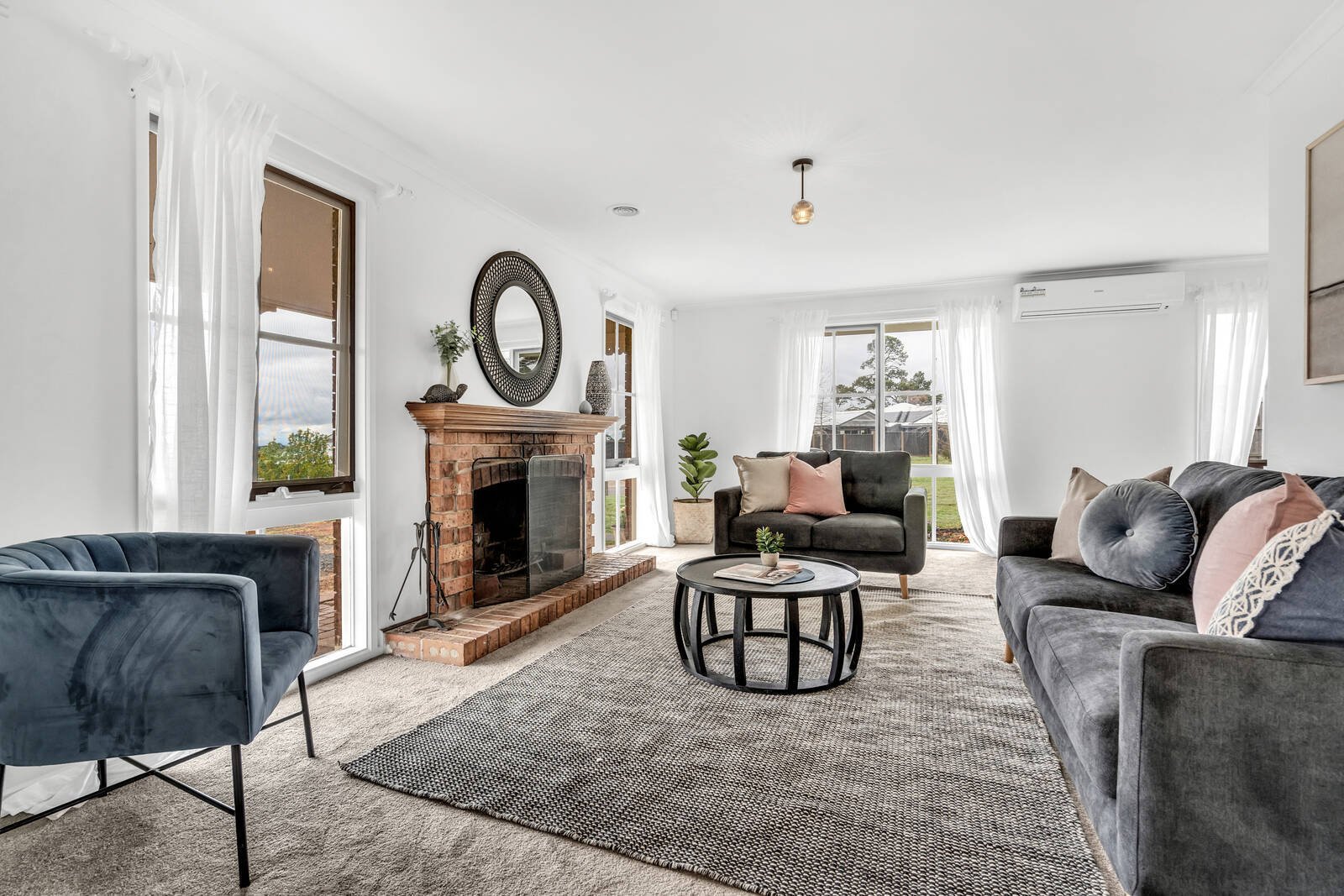 Property Gallery - Main Image