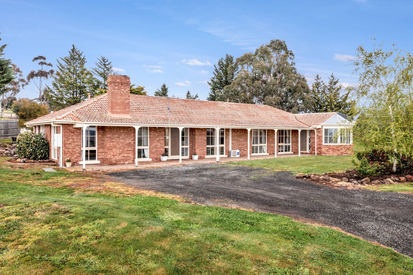 Property Gallery Thumbnail 6