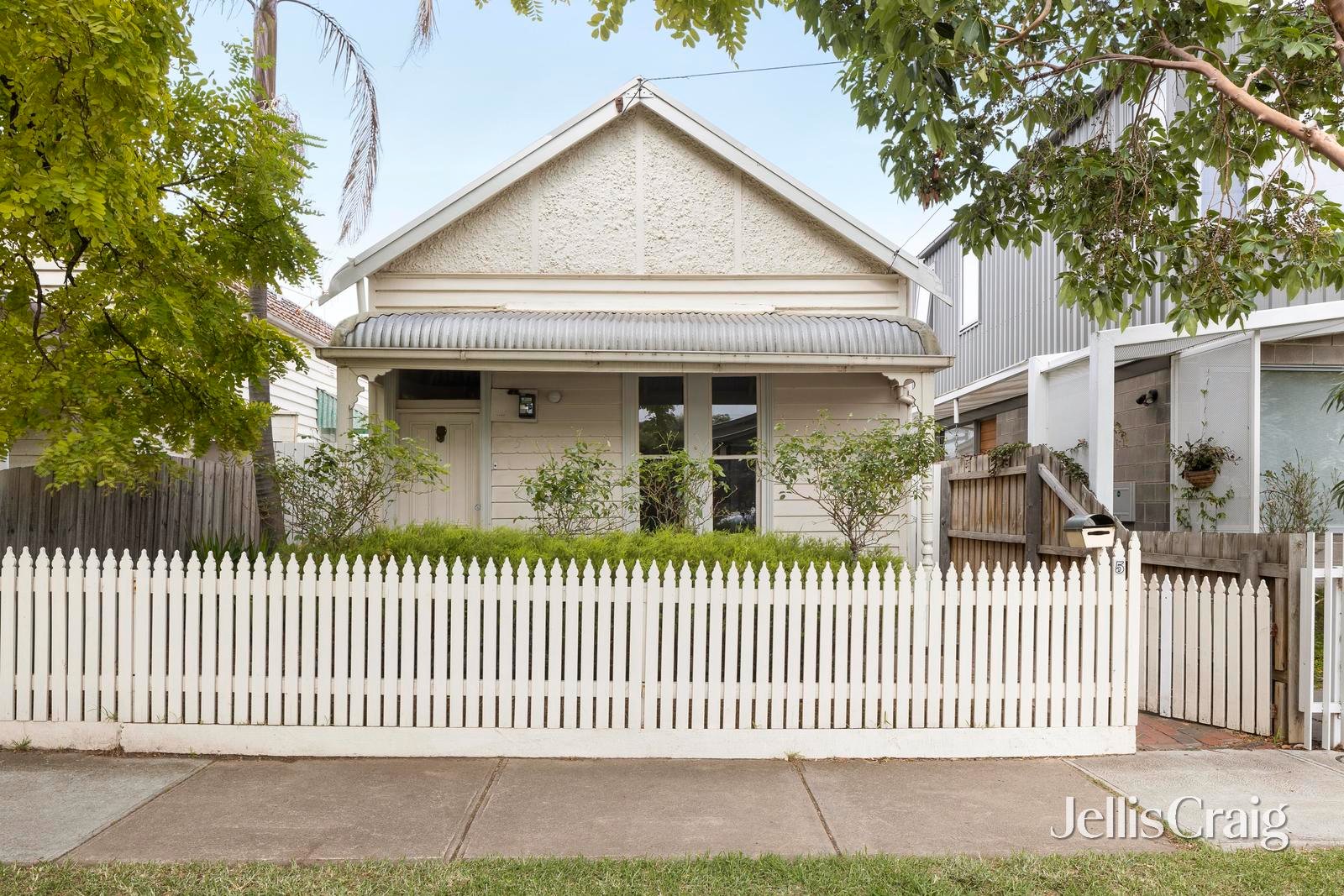 5 Shaftesbury Parade, Thornbury image 1