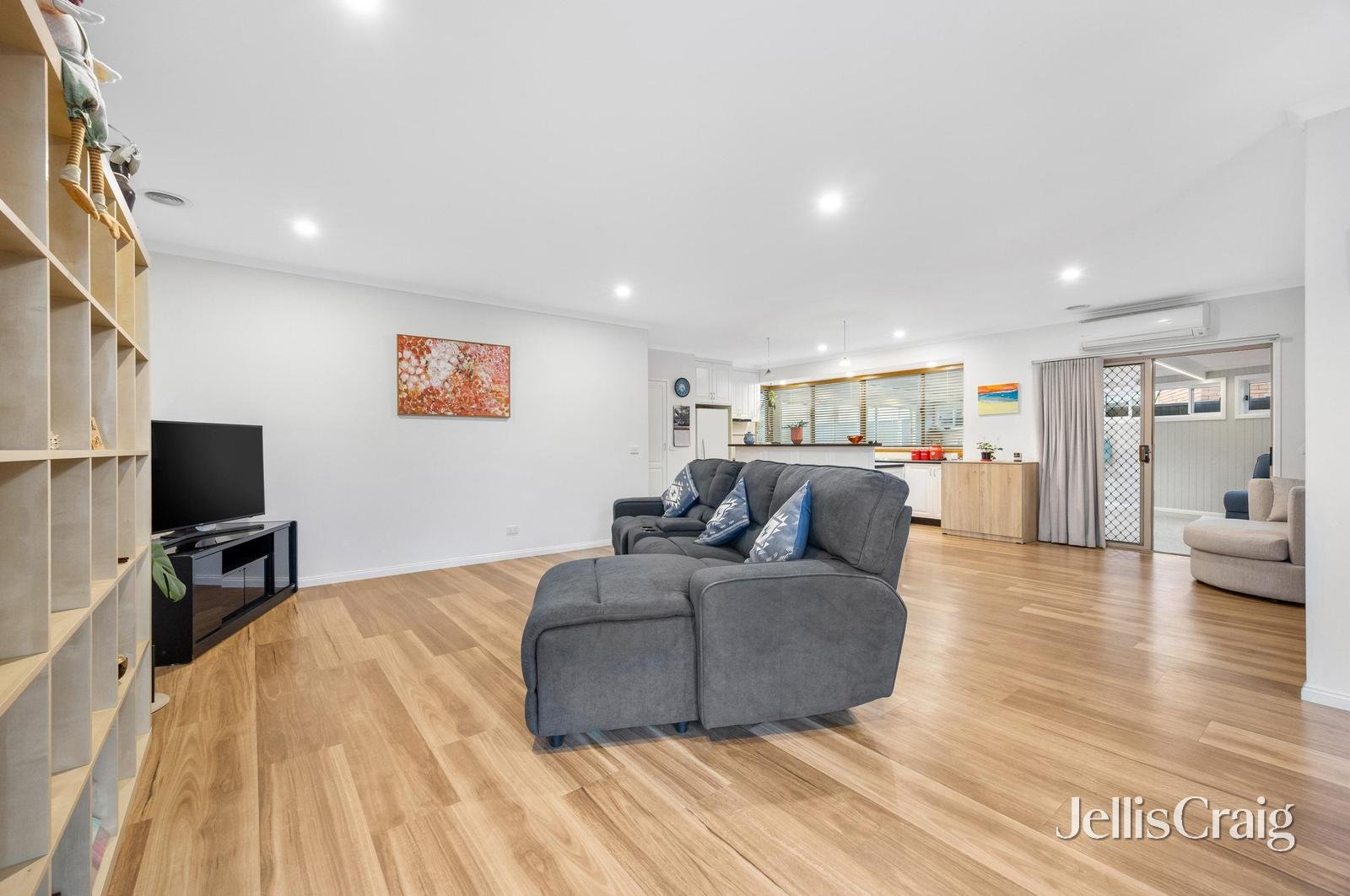 5 Shari Drive, Delacombe image 5