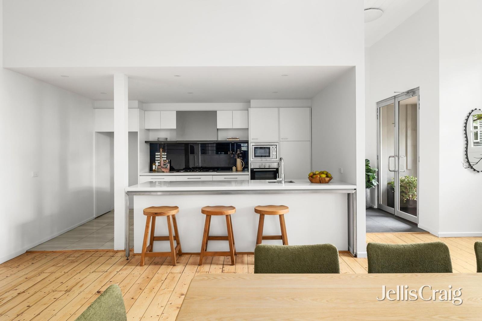 5 Simpson Place, Hawthorn image 5