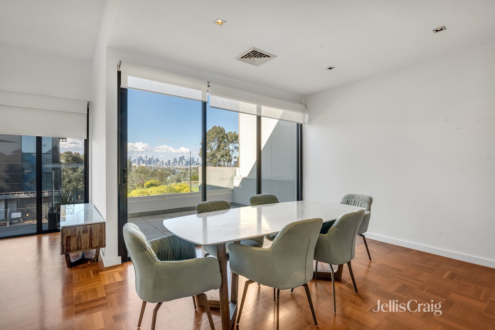 5 Skyline Drive, Maribyrnong image 6